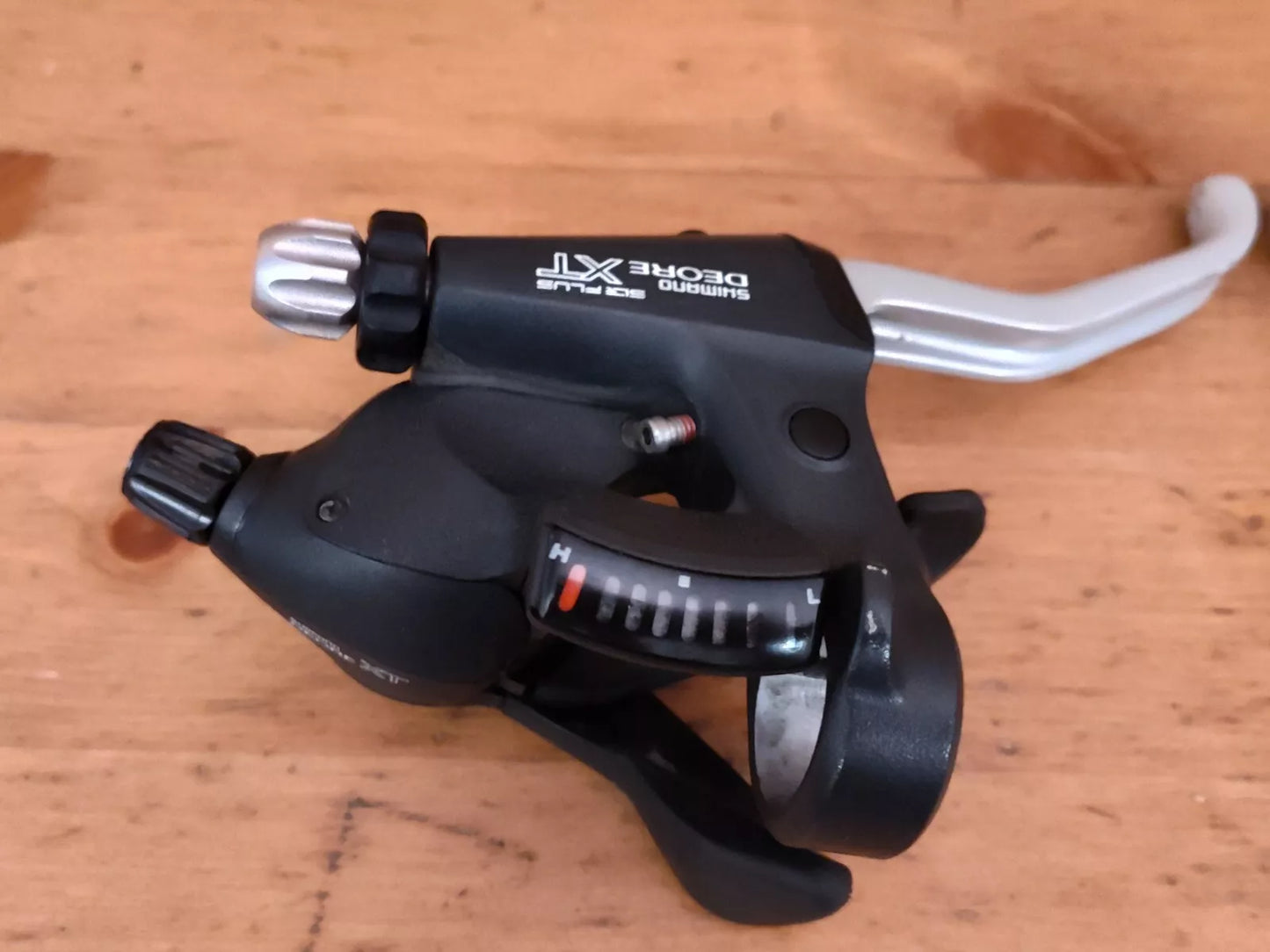 Shimano Deore XT m738 3x8 Shifters And Brake Levers