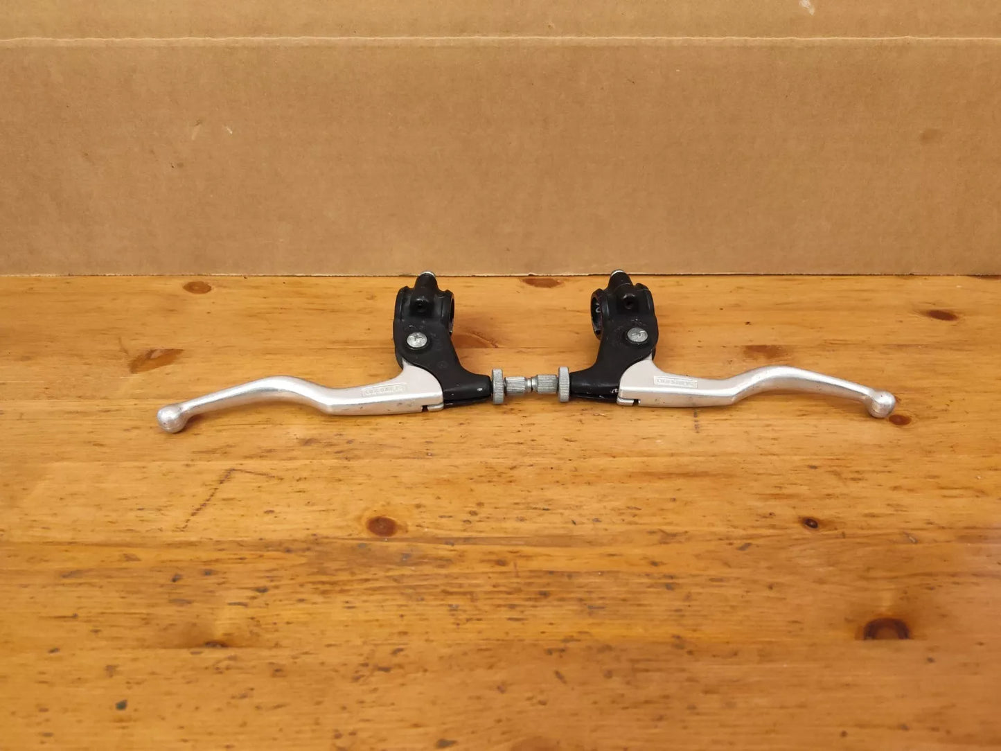 Shimano Easy On/Off Brake Levers AT50